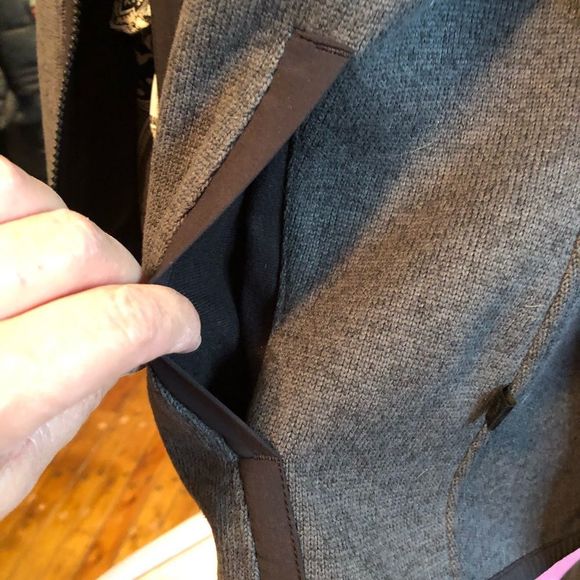Lululemon It’s Fleecing Cold zip up - Picture 5 of 10